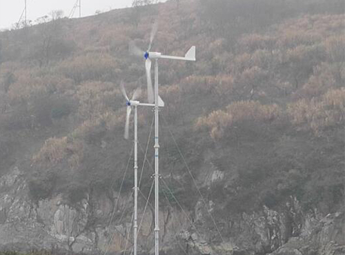 南京歐陸電氣FD5KW風(fēng)力發(fā)電機(jī)在嵊泗群島灘滸島上順利運行